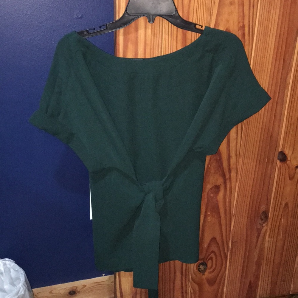 🐲🐉🌚West Kei tie front blouse